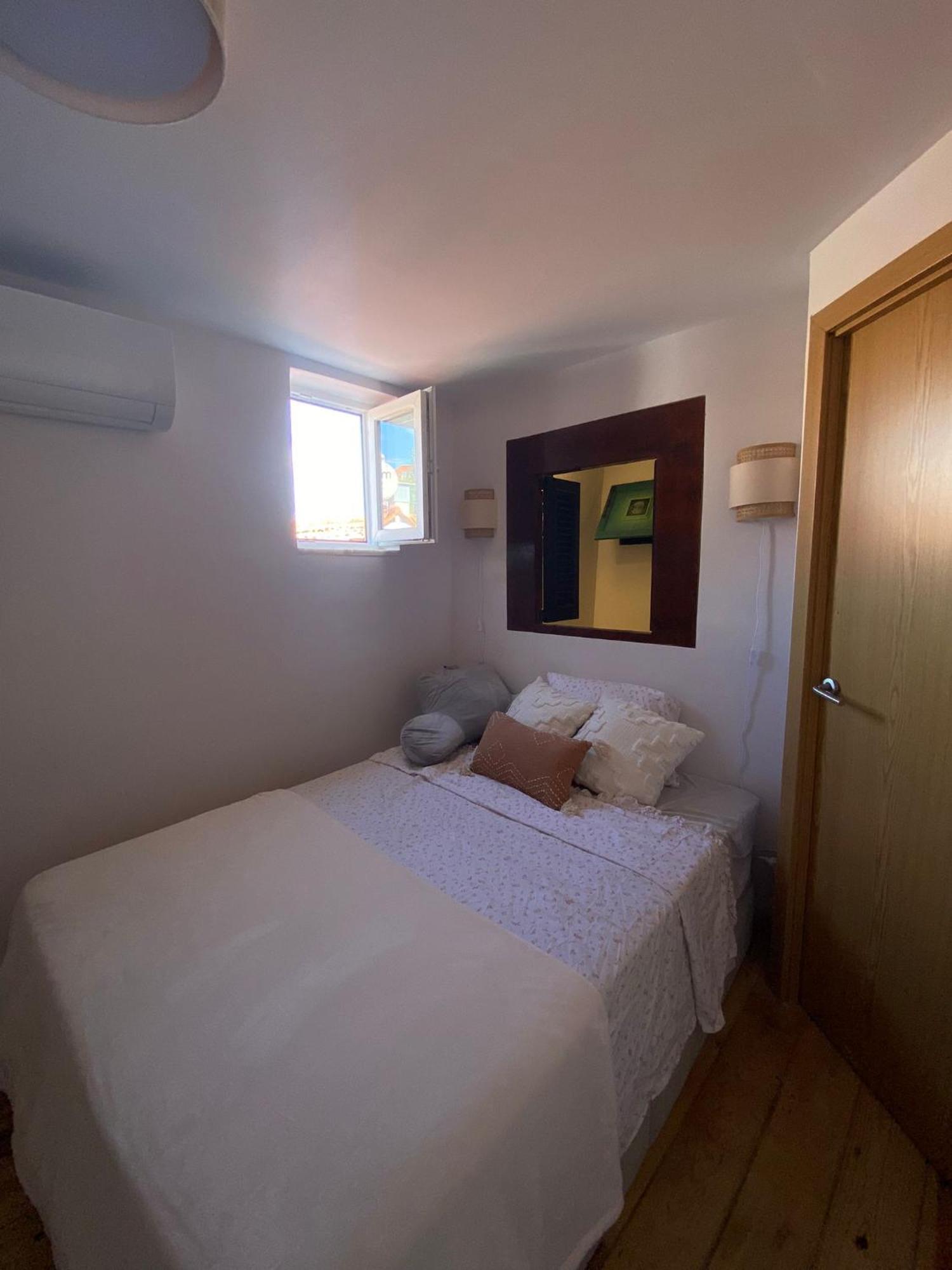 Apartment Duplex 4to Piso Em Alfama *